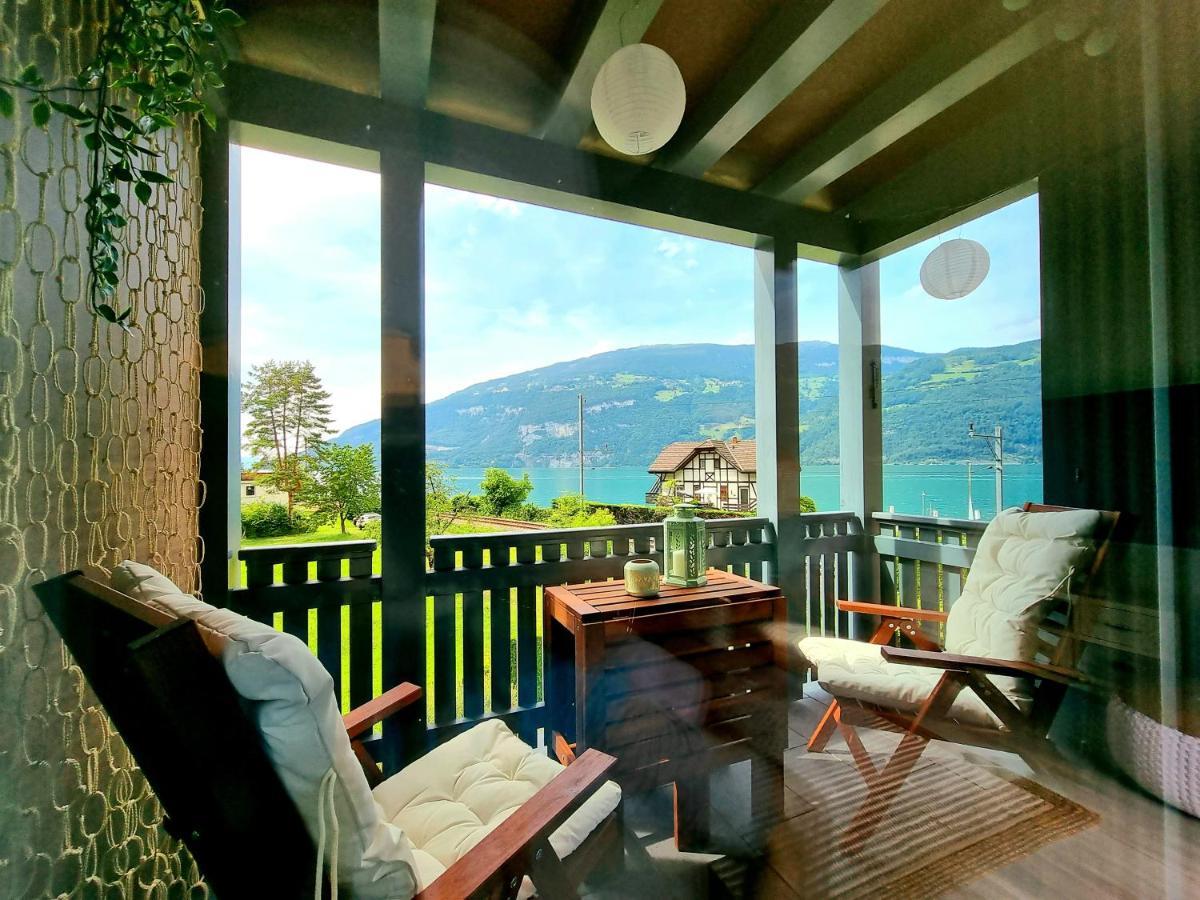 Strandhuesli Directly On Lake Thun Därligen 外观 照片