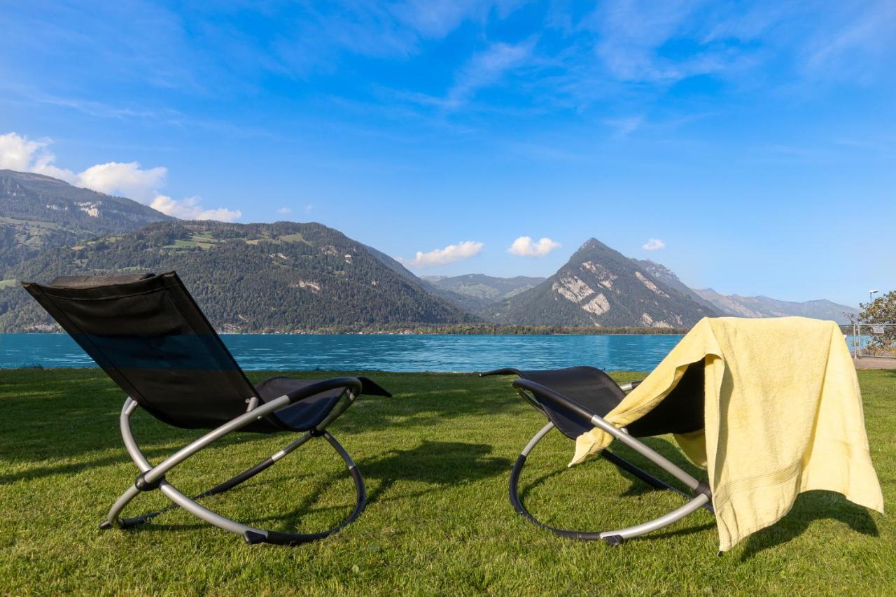 Strandhuesli Directly On Lake Thun Därligen 外观 照片