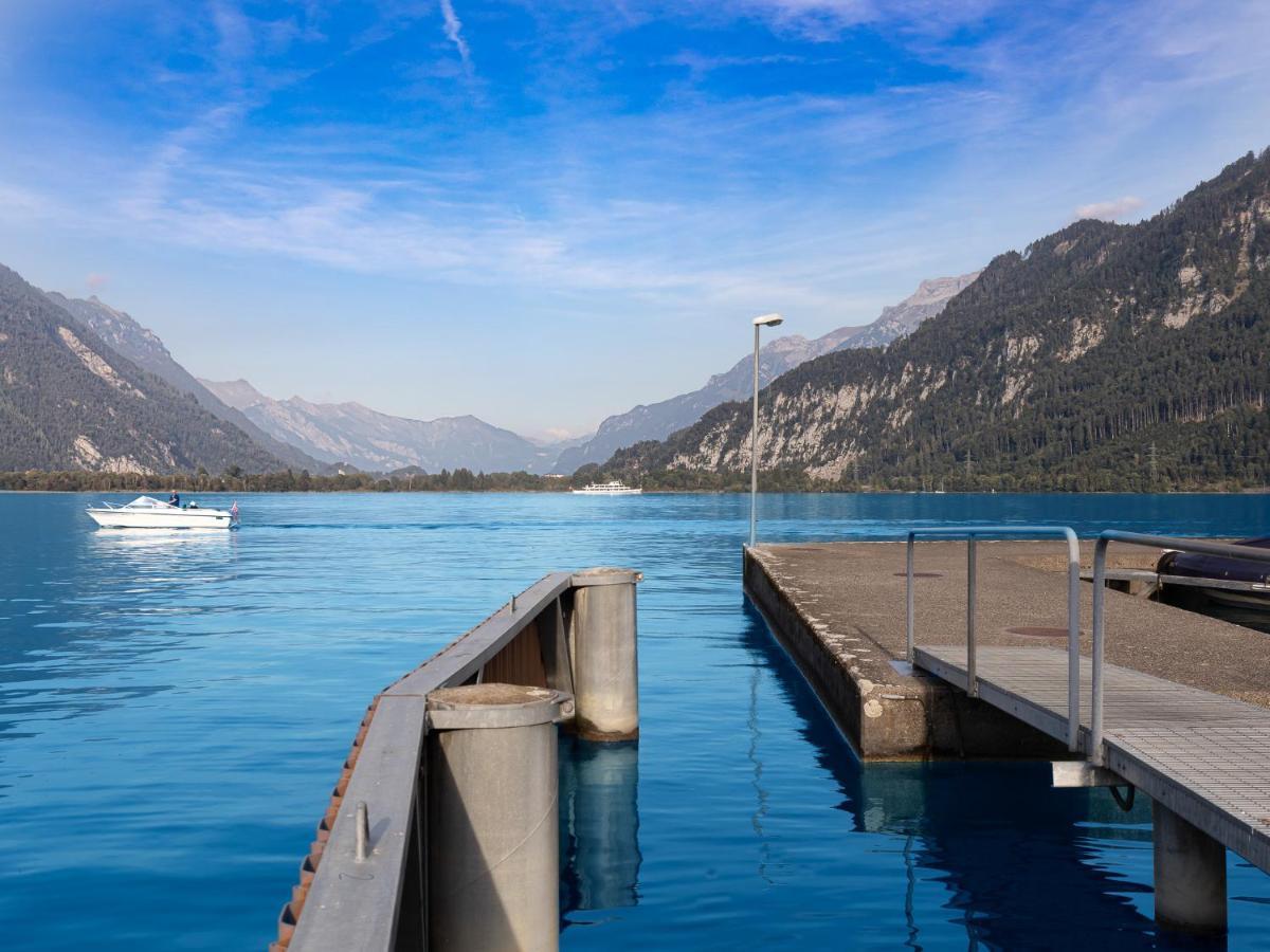 Strandhuesli Directly On Lake Thun Därligen 外观 照片